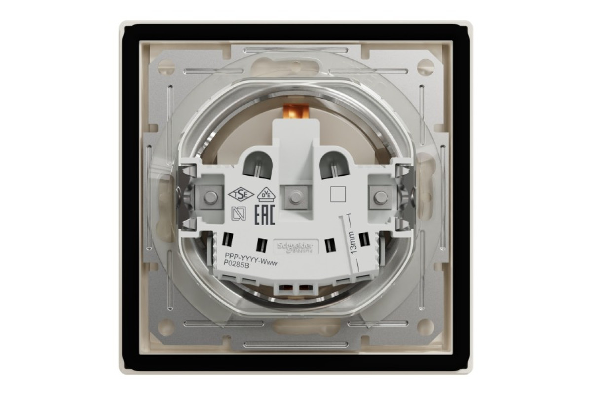 Розетка IP44 з кришкою, з заземленням, з захисними шторками, Крем Asfora (EPH3100323)