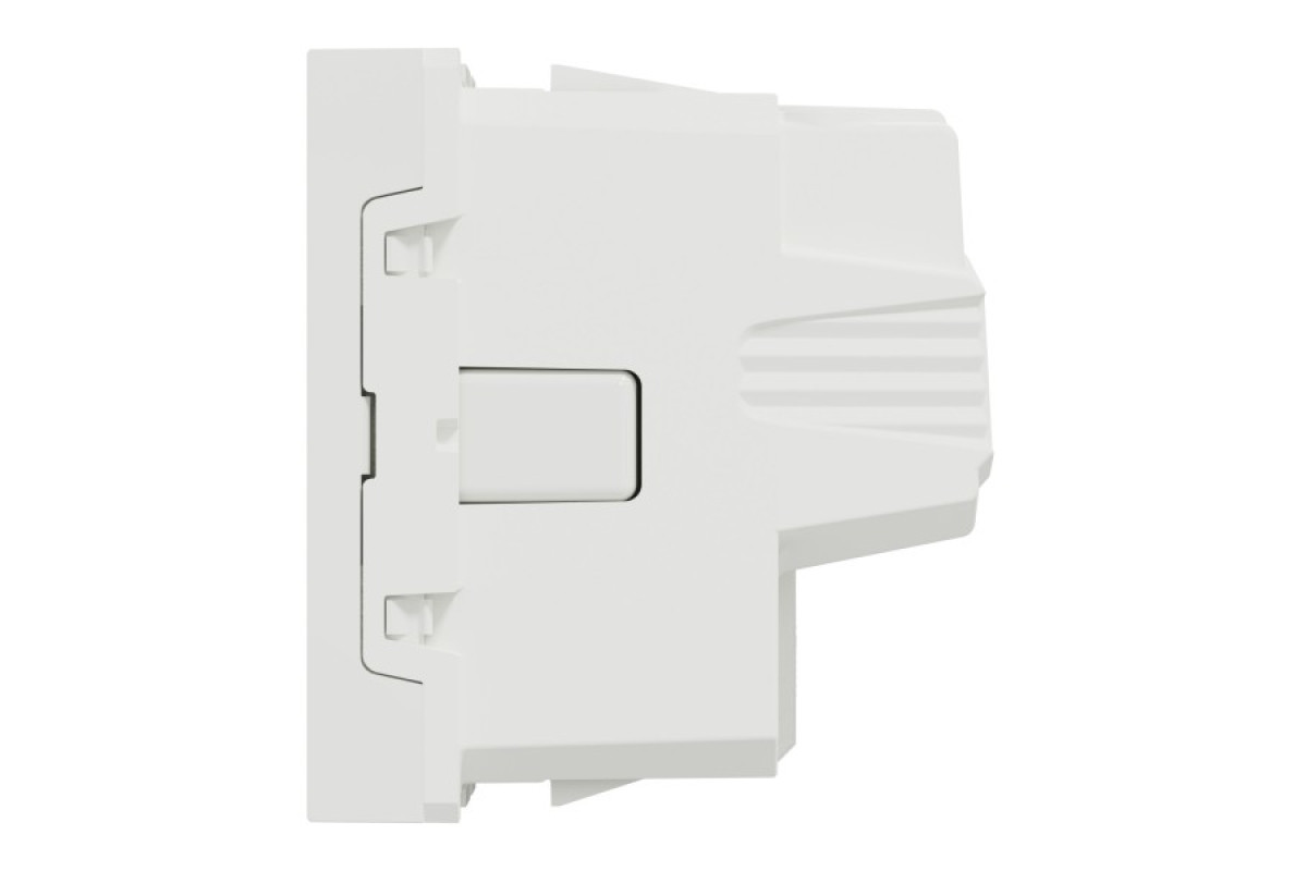 Розетка з з/к зі шторками 16А гвинтові зажими білий (NU303618)