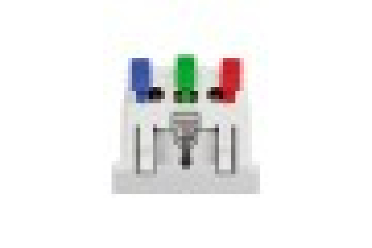 Розетка з з/к, зі шторками, 16А. самозажимні клеми, алюміній (NU305730)