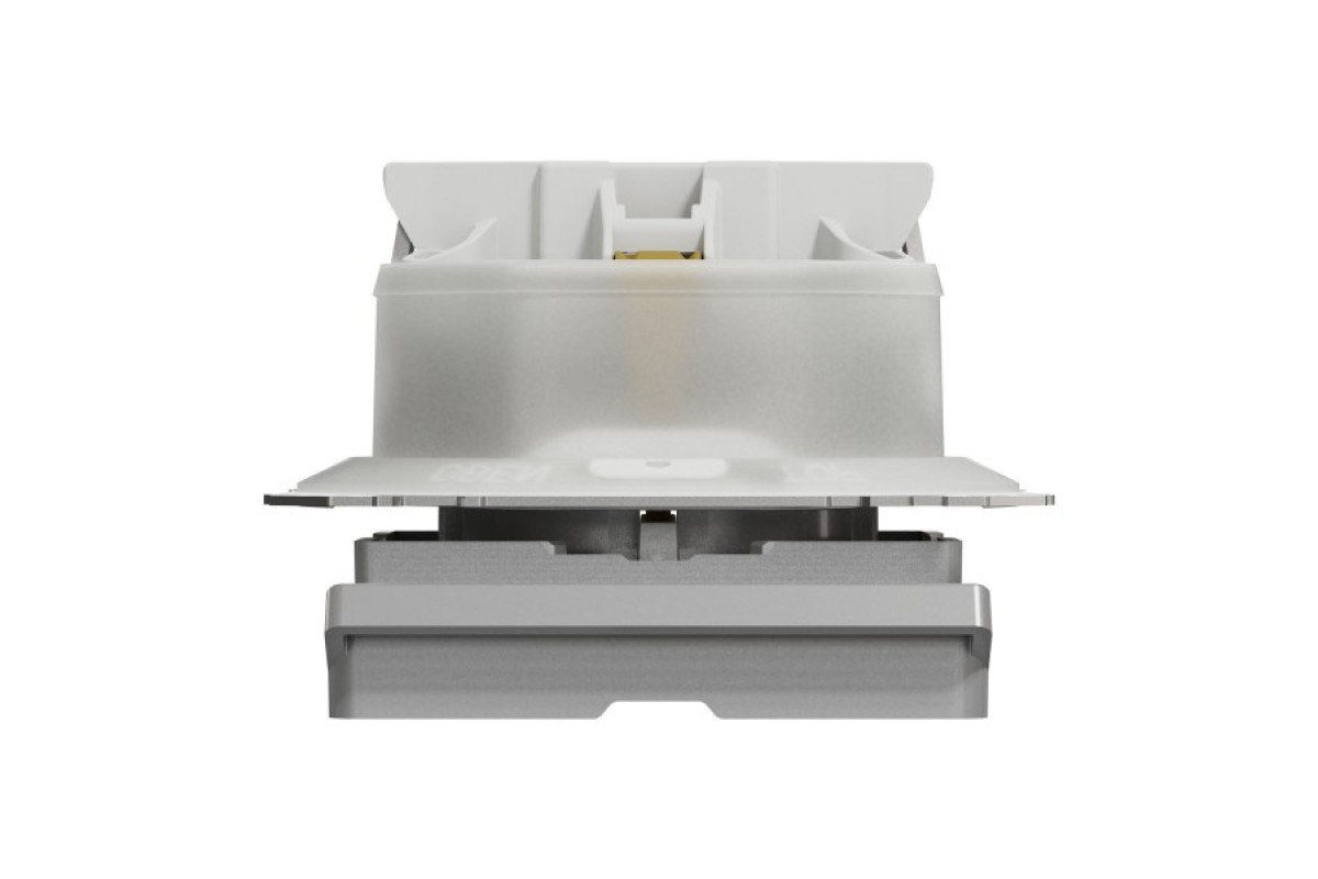 Розетка з заземлення, зі шторками, та з кришкою IP44 Алюміній Sedna Design (SDD213024)