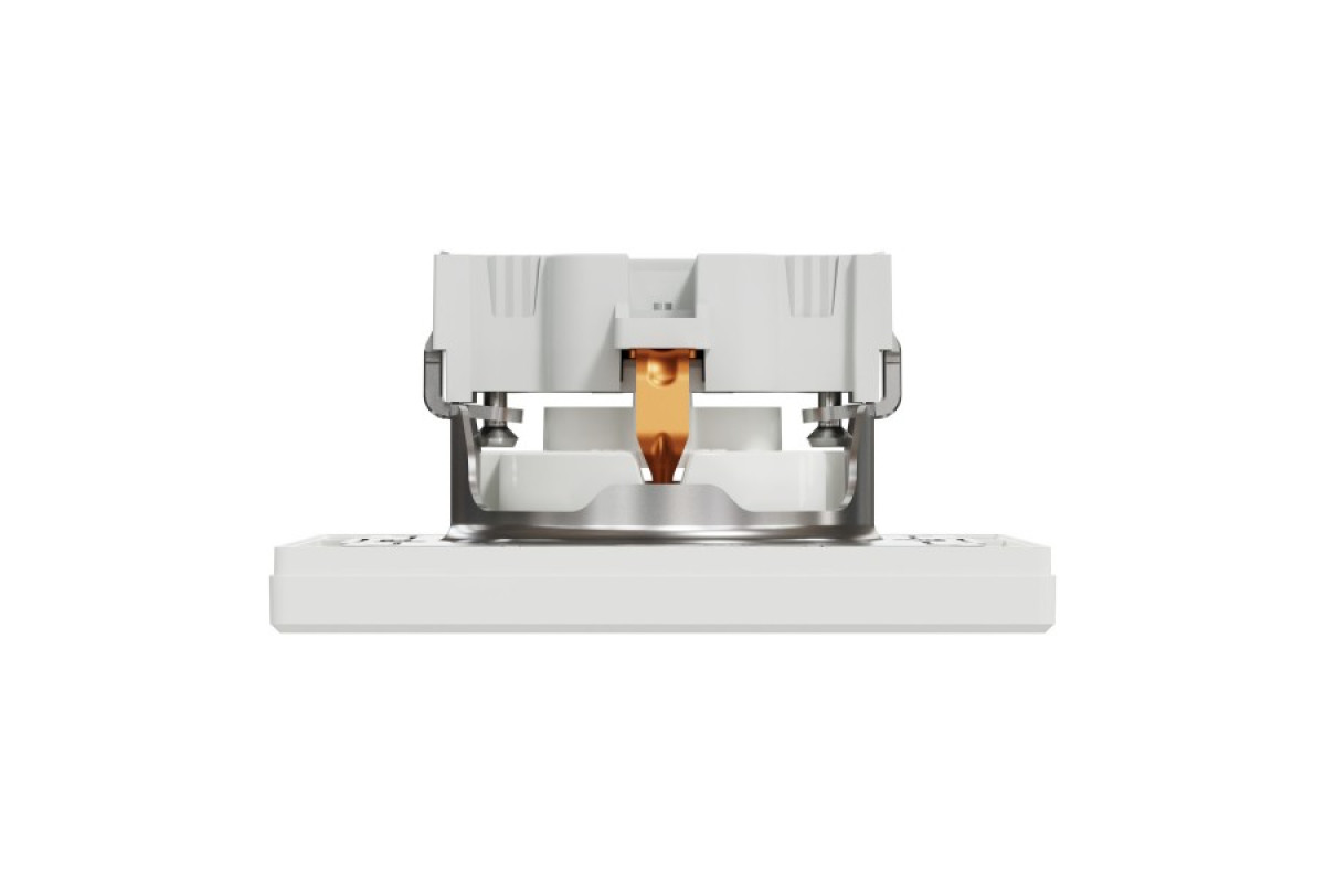 Розетка з заземленням Біла Asfora (EPH2900121)