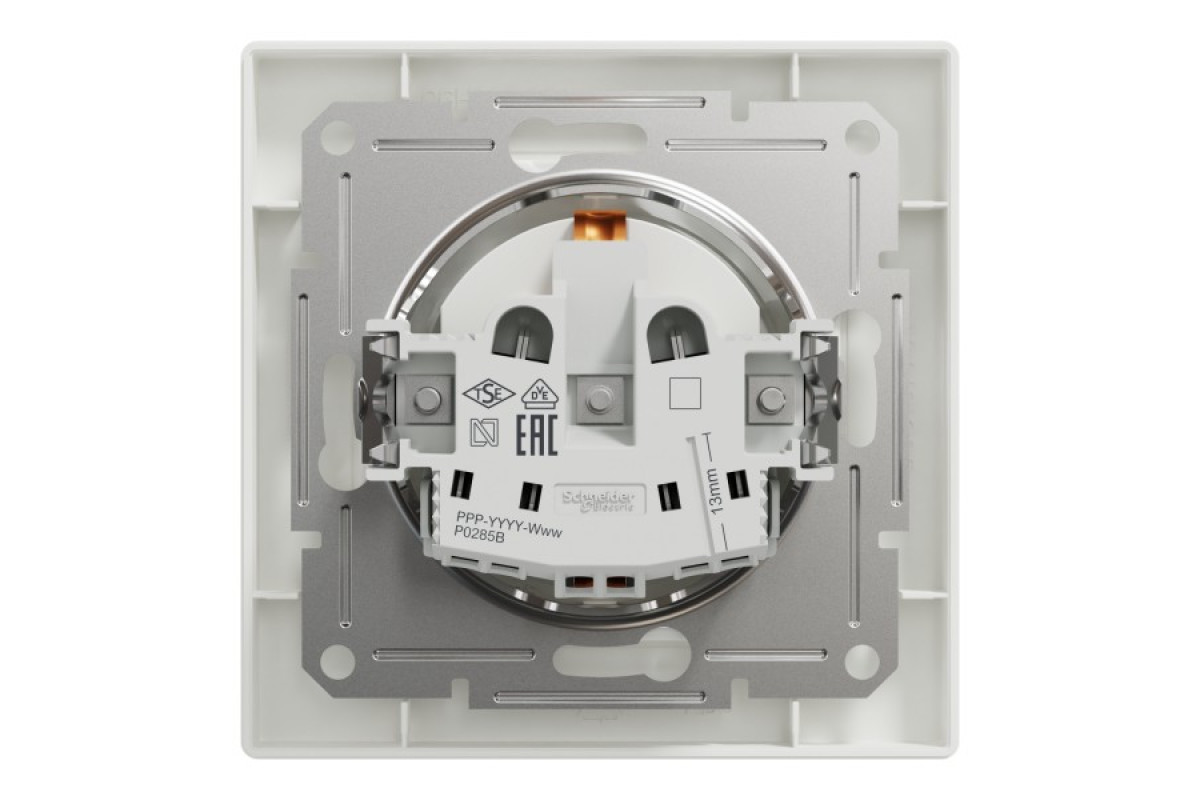 Розетка з заземленням з захисними шторками Біла Asfora (EPH2900221)