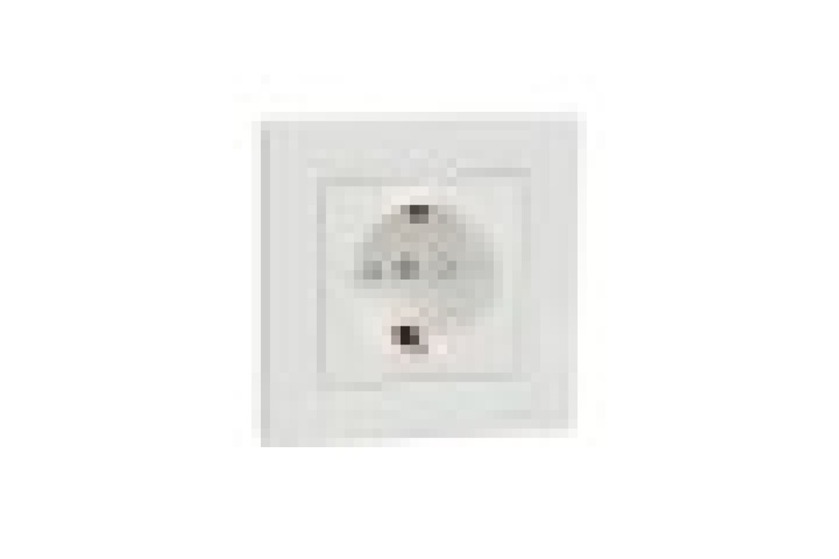 Розетка з заземленням з захисними шторками Біла Asfora (EPH2900221)