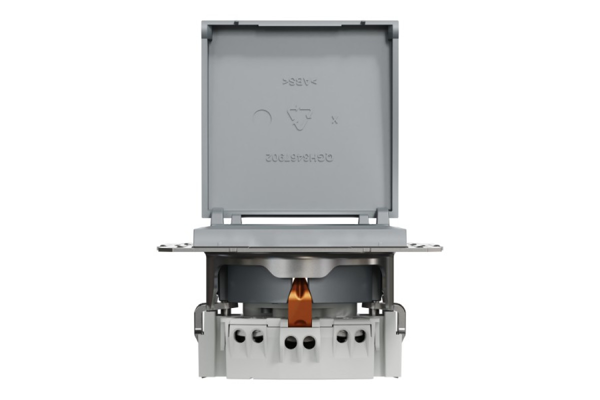 Розетка з кришкою, з заземленням Asfora Сталь (EPH3100162)