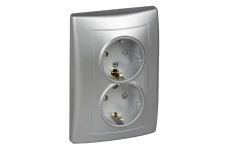 Двойная розетка с заземлением и шторками Sedna Schneider Electric алюминий (SDN3000460)