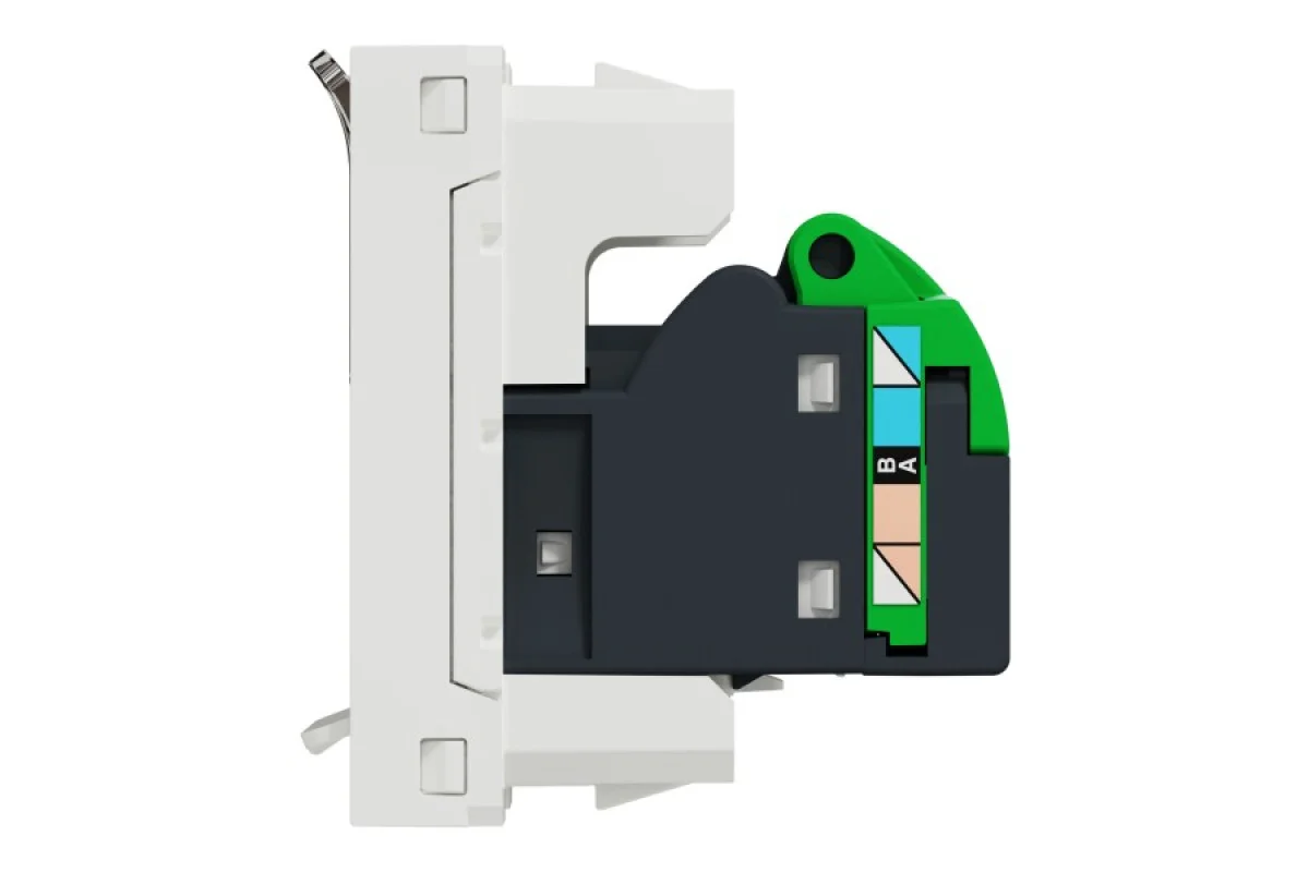 Розетка компьютерная RJ45, одинарная категория 6 STP, модуль 1 белый (NU341618)