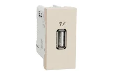 Розетка USB информационная, 1 модуль, бежевая Unica New Studio (NU342844)