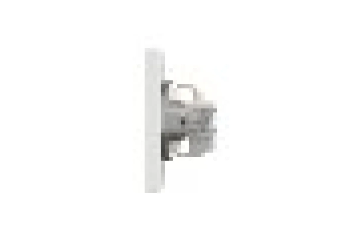 Розетка з заземленням з захисними шторками Біла Asfora (EPH2900221)